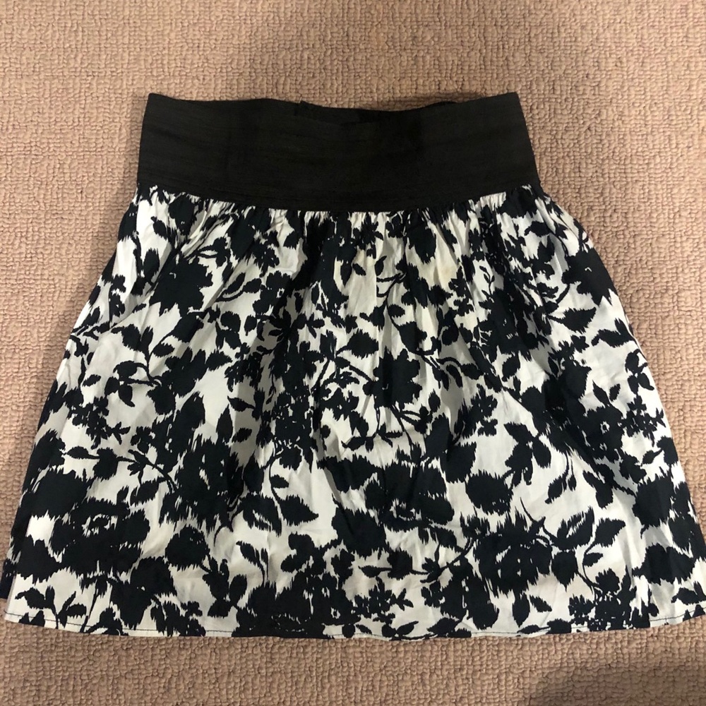 Siren’s skirt